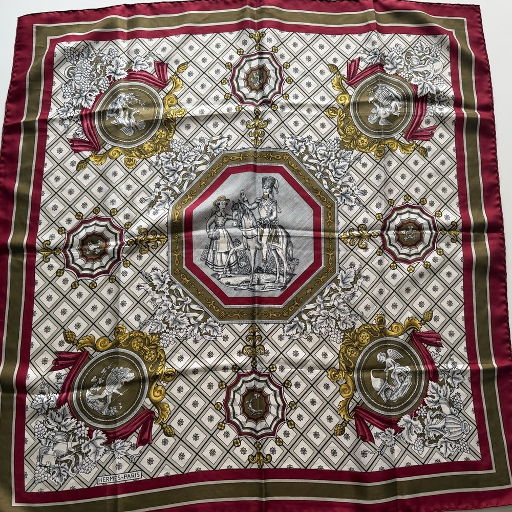 HERMES Luxury Silk Square Scarf - Picture 7 of 7